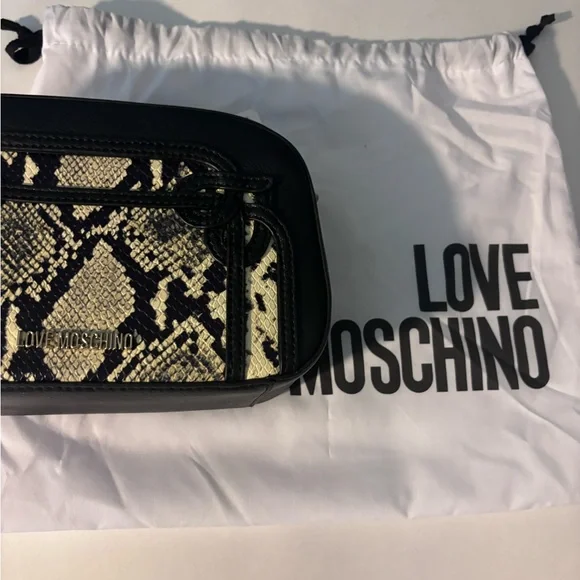 COPY - NWT $371 LOVE MOSCHINO Snake-print textured-leather shoulder bag